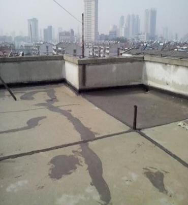 衡水漏水维修 楼顶漏水是什么原因，楼顶漏水维修方法是什么?